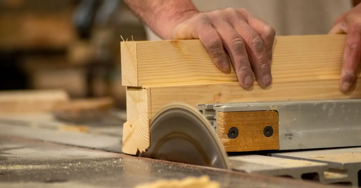 Les meilleures techniques pour la finition du bois