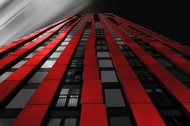 Comparatif : Menuiserie traditionnelle vs moderne